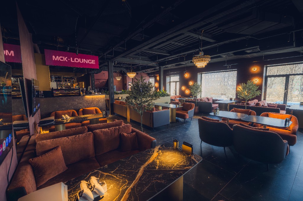 МСК Lounge Серпуховская — панорамный вид зала